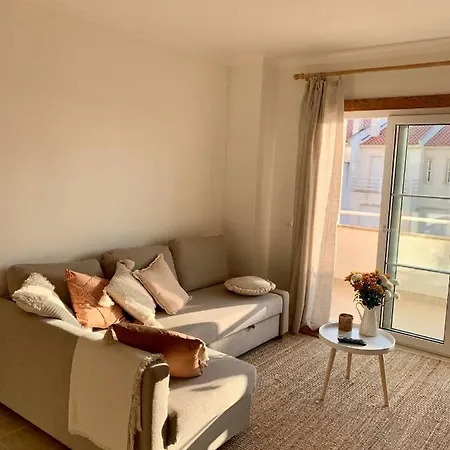 Nalu House - By The Apartment