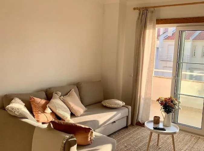 Nalu House - By The Apartment